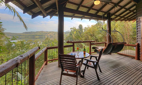 Secrets on the Lake accommodation Sunshine Coast, Queensland