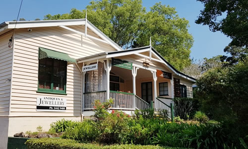 Montville Antiques shopping Sunshine Coast, Queensland